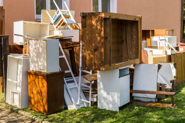 Best Estate Cleanout  in Yelm, WA